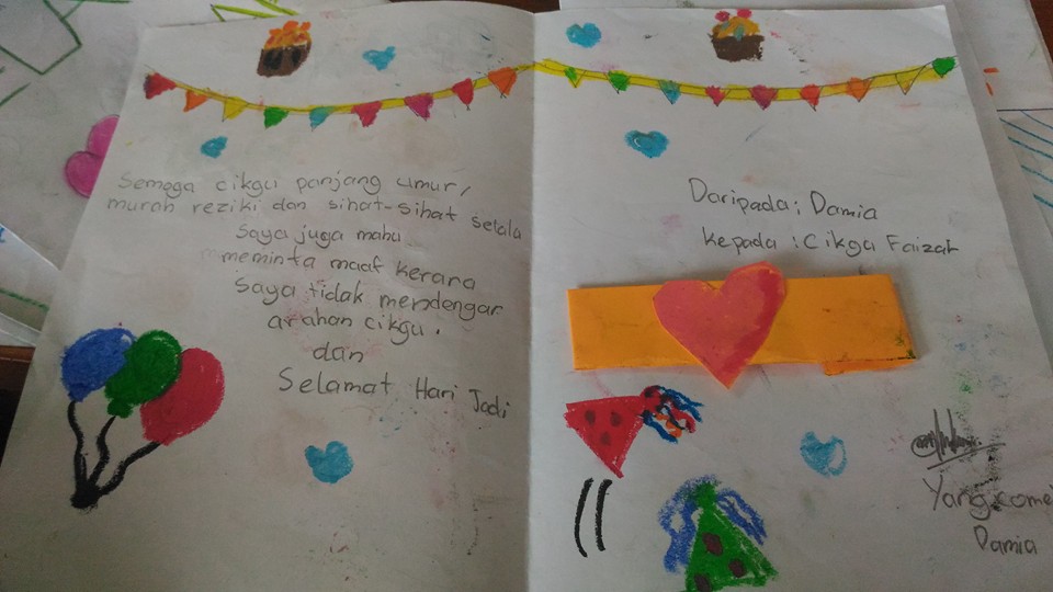 Ni anak cikgu. Comel orangnya.
