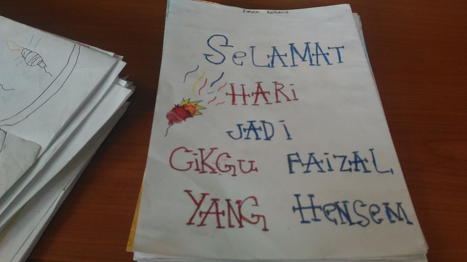 Iwan. Cukup hensem. Macam guru BM diorang.